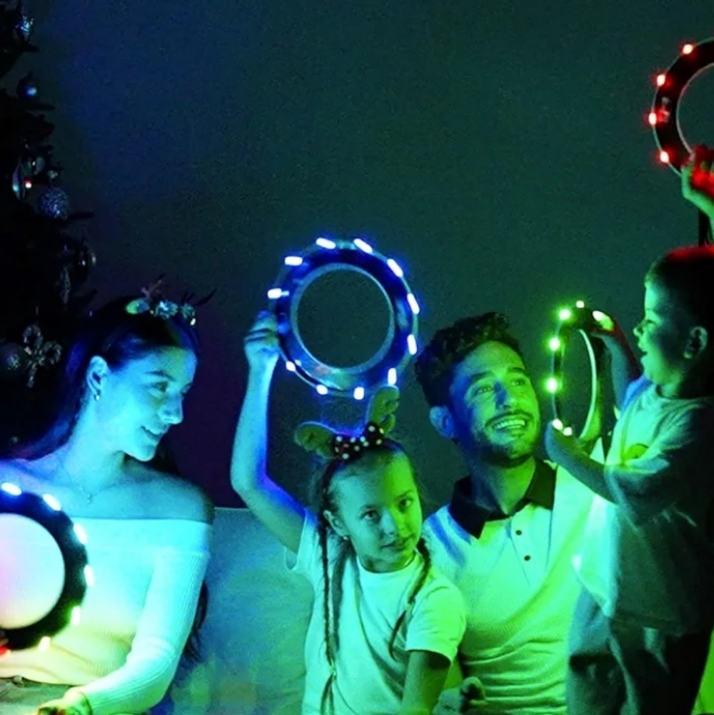 Flying Ring LED Light-Up Frisbee - Picture 3 of 7